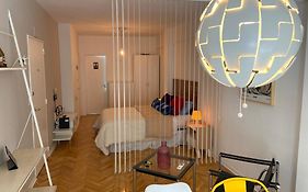 Studio 9